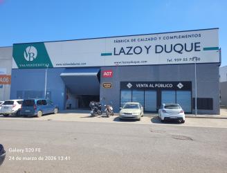 Fachada principal del taller
