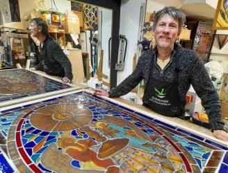 Vidriera artística realizada para el convento de "Las Descalzas" Badajoz