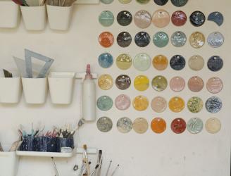 Muestras de esmalte del taller