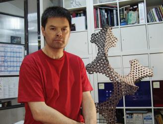 Diego Canogar en su estudio