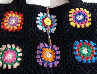 BOLSO DE MANO. A GANCHILLO