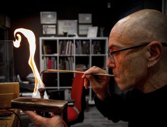 Luis Méndez. Proceso de soldadura. Foto: ©Raquel Barbero