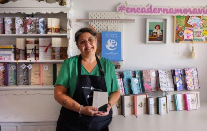 Vane, creadora de Amora Artesanía.