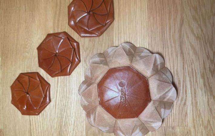 Monedero de origami en piel