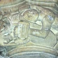 Sirena tallada en capitel del coro